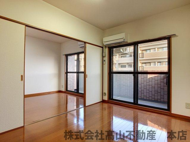 宗像市自由ヶ丘２丁目の賃貸マンションの洋室
