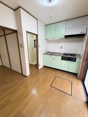 ◆前道広々６ｍ◆駐車場有り◆収納スペース充実の３LDK◆伏見区淀樋爪町のキッチン|キッチン