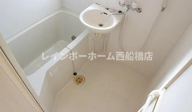 プレシャス船橋一番館の浴室