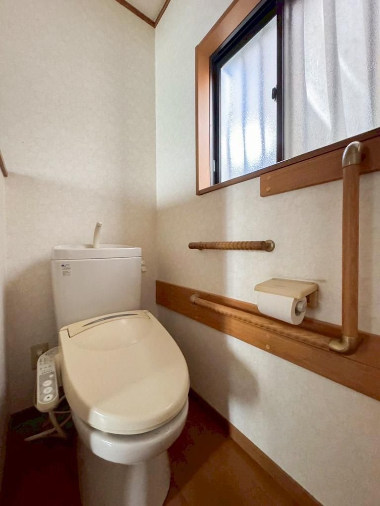 江東区大島8丁目貸家のトイレ|トイレです