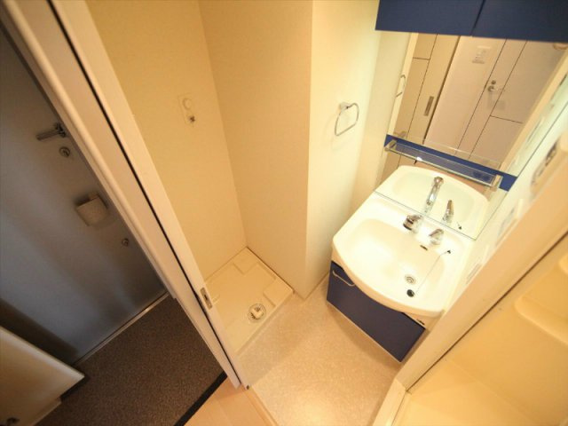 プレサンス新栄リミックスの洗面所