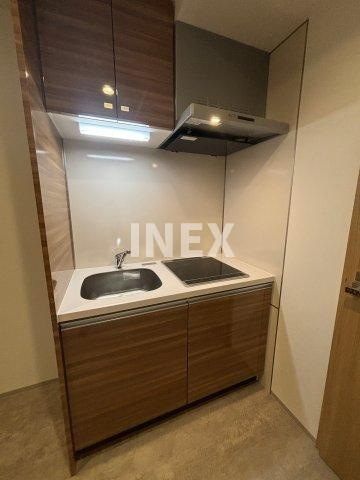 横浜市中区新山下１丁目の賃貸マンションのキッチン