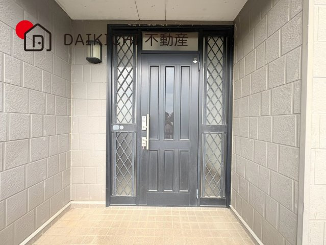 【玄関】 | 鴻巣市常光　中古戸建