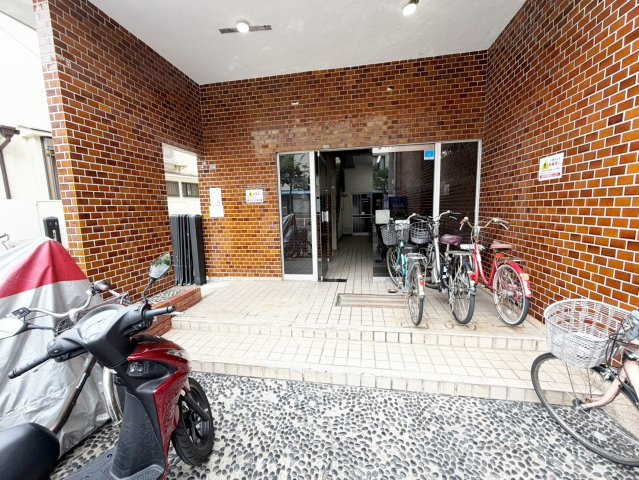 大櫛マンションのエントランス