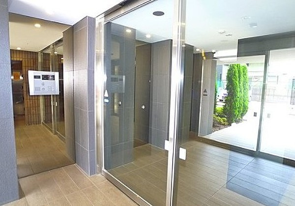 ハーモニーレジデンス東京イーストゲートのエントランス