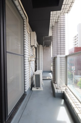 シャルール相模のバルコニー