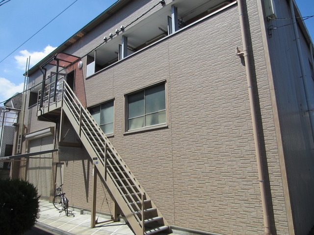 メゾンオサベⅤの外観|陽当たり良好のマンションです！