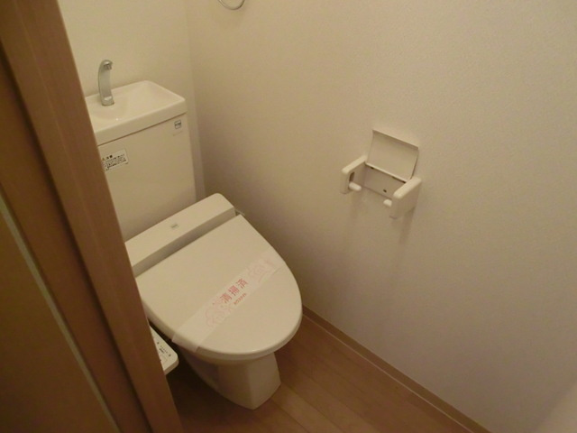 メゾンオサベⅤのトイレ|ウォシュレット付きです