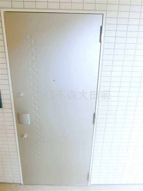 ラフィスタ蒲田南Ⅱの玄関