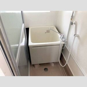 ビレッジハウス師勝2号棟の浴室