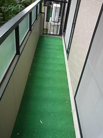 【バルコニー】