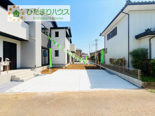【駐車場】 | つくば市東光台2期　新築戸建　1号棟 | マイホームなら駐車場代がかかりません！しかも、自宅の駐車場で洗車ができます！今までコイン洗車に行っていた手間も省けて、節約にもつながります(^^♪