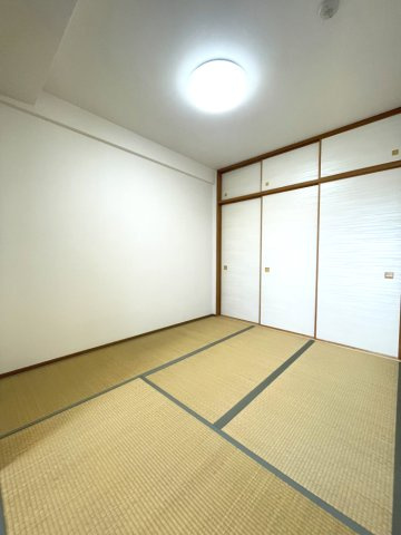 アルファスマート高松駅西の和室