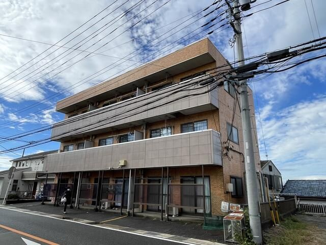 ハイツ綾瀬の外観