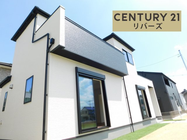 あま市七宝町川部出屋敷の新築一戸建の外観|☆２号棟☆　　いつでもご案内できます♪（お問合せ当日、平日、水曜、夜間もＯＫ）　長期優良住宅♪　太陽光パネル搭載　敷地６８．９８坪！　駐車４台！　全居室南向き、陽当たり良好！　広い庭付き♪　収納豊富♪