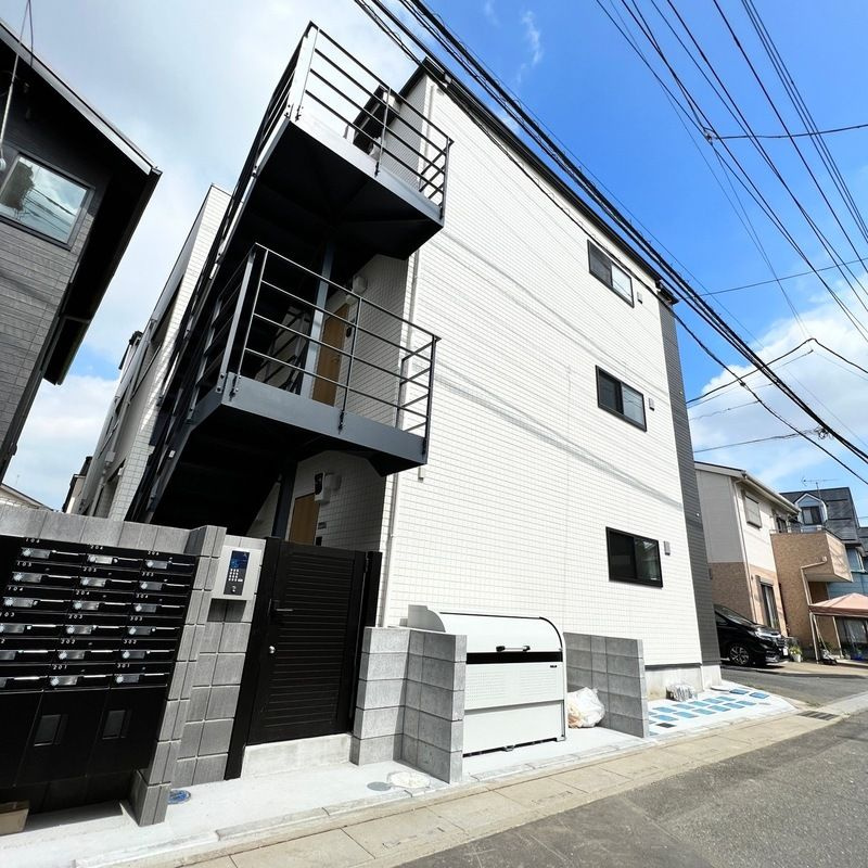 MELDIA新河岸のエントランス