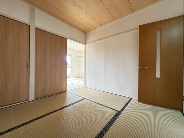 【寝室】 | 太陽ハイツ
