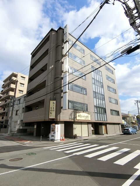 リバーサイドビル