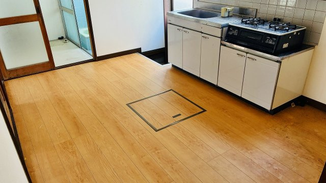 当新田中古住宅のキッチン