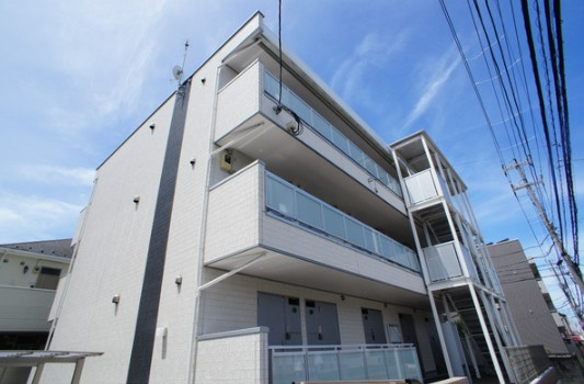 市川市市川南４丁目の賃貸マンションの外観