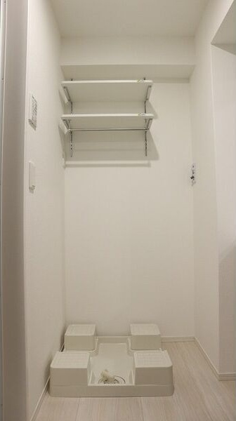 T-HAUS 鉢山の洗面所