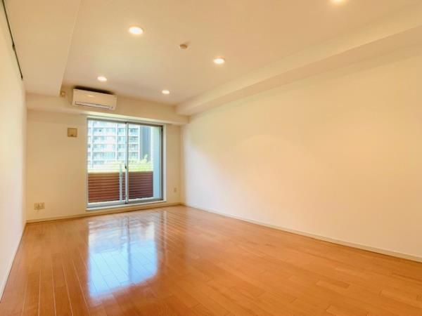 Ｂｒｉｌｌｉａ　ｉｓｔ　三軒茶屋　アイビーテラスの居間・リビング