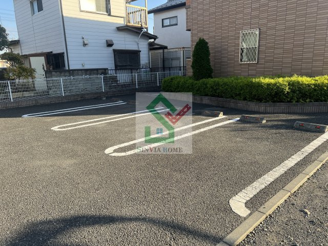 サニースクエア1の駐車場