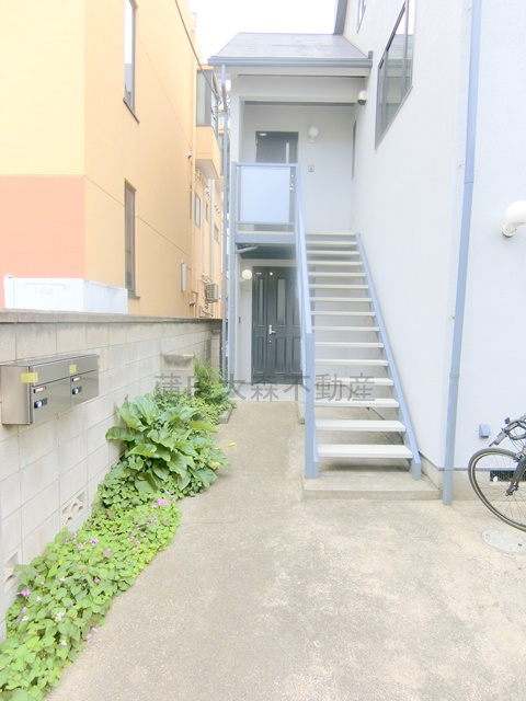 大田区蒲田一丁目のエントランス