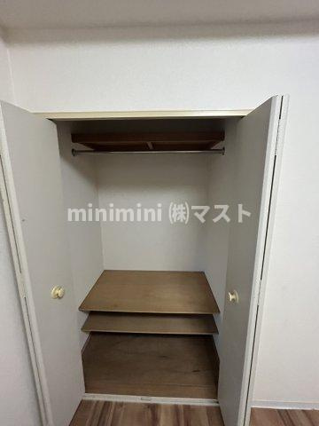 ロイヤルハイツ江戸堀西公園の収納
