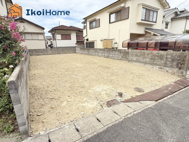 神戸市西区池上１丁目　土地の前面道路含む現地写真|●年中無休：当日予約可●前面道路との高低さがなく、入出庫もしやすいです。
