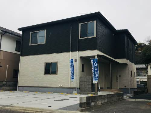 シャーメゾン伊島II 
