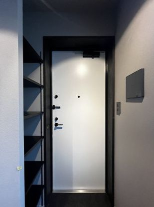 アピチェ南千住B棟の玄関