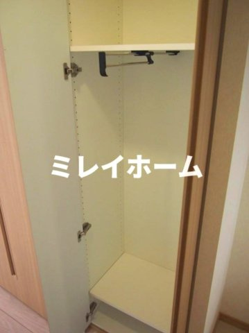ルーブル羽田西の収納