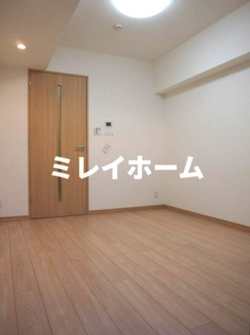 ルーブル羽田西の寝室