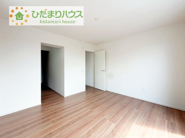 【寝室】 | つくば市東光台2期　新築戸建　2号棟 | ゆとりのある主寝室！ご家族全員で寝れちゃいます♪