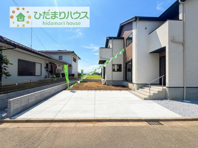 【駐車場】 | つくば市東光台2期　新築戸建　2号棟 | マイホームなら駐車場代がかかりません！しかも、自宅の駐車場で洗車ができます！今までコイン洗車に行っていた手間も省けて、節約にもつながります(^^♪