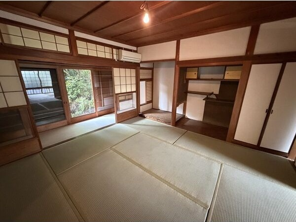 茨木市東福井3丁目戸建の寝室