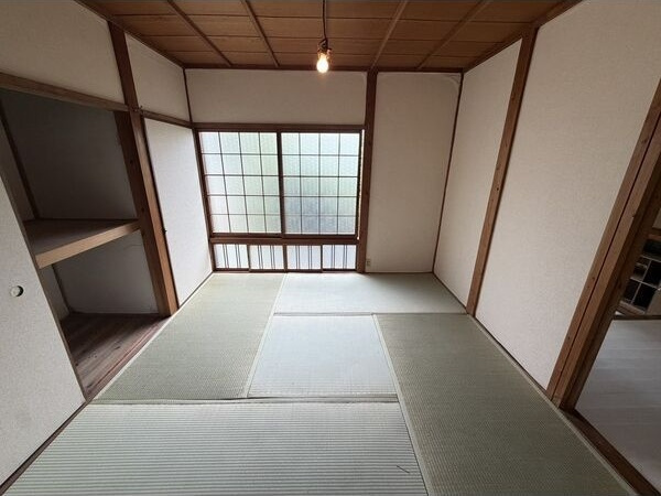 茨木市東福井3丁目戸建の和室
