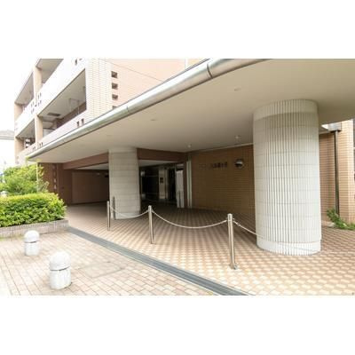 クリケットヒル富ヶ谷のエントランス