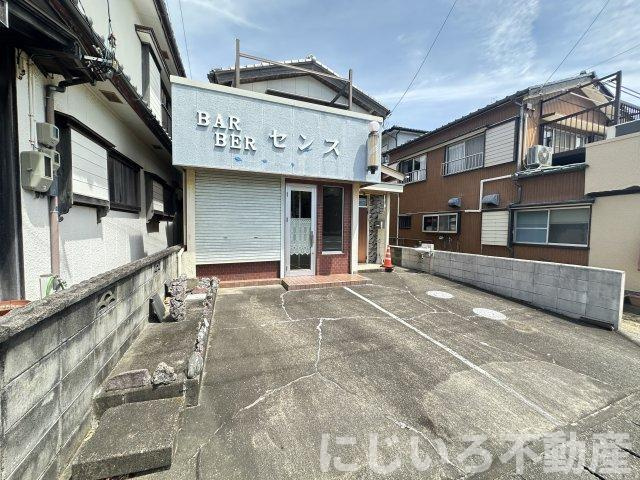 阿南市津乃峰町中分の一戸建ての外観