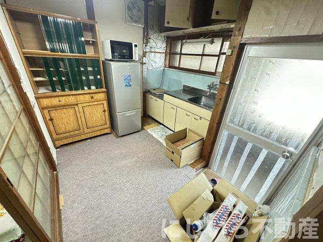 阿南市津乃峰町中分の一戸建ての居間・リビング