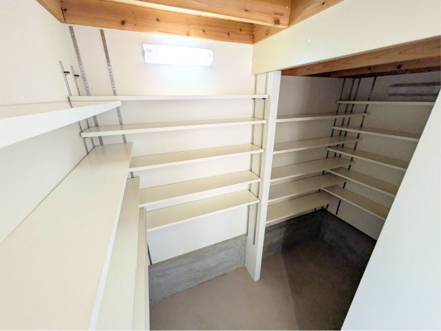 白水台6丁目戸建の収納
