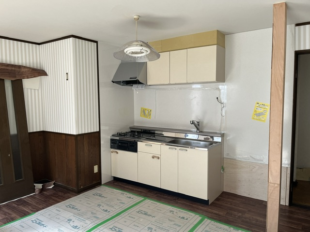 今川4丁目車庫付き３階建住宅のキッチン