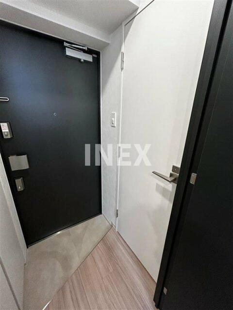 横浜市南区白妙町３丁目の賃貸マンションの玄関