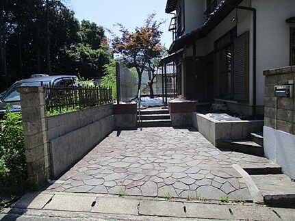 西区己斐大迫１丁目の庭