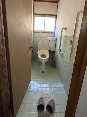 追分貸戸建のトイレ