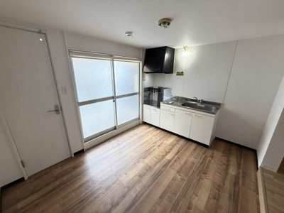 【居間・リビング】 | 都島区内代町二丁目戸建貸家