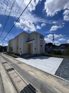 【前面道路含む現地写真】 | キャンペーン対象物件です♪詳細は弊社ホームページもしくはスタッフまでお気軽にお問合せ下さいませ♪ お役に立てる自信があります♪
