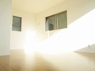 【居間・リビング】 | シャンテⅠ | 洋室のお部屋です。