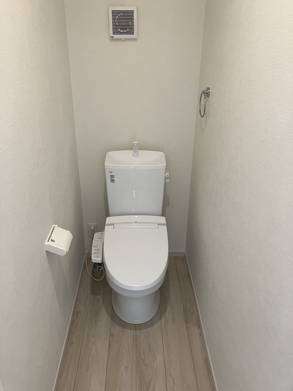 所沢市下安松戸建のトイレ